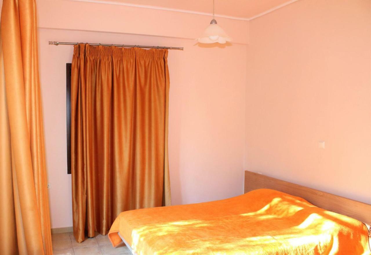 Nadia Apartments Митимна Экстерьер фото
